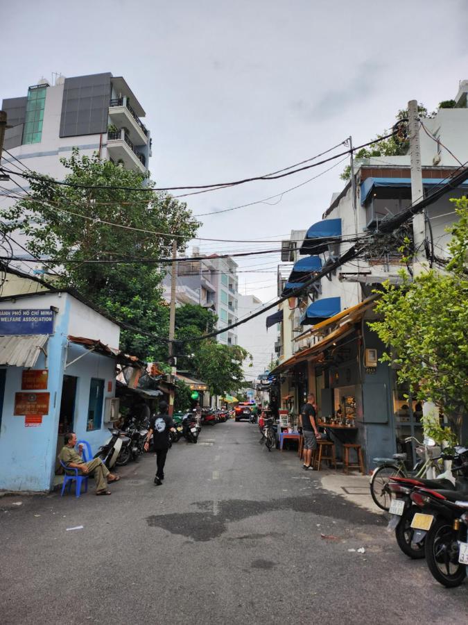Half Coffee N Dorm Hostel Bandar Ho Chi Minh Luaran gambar